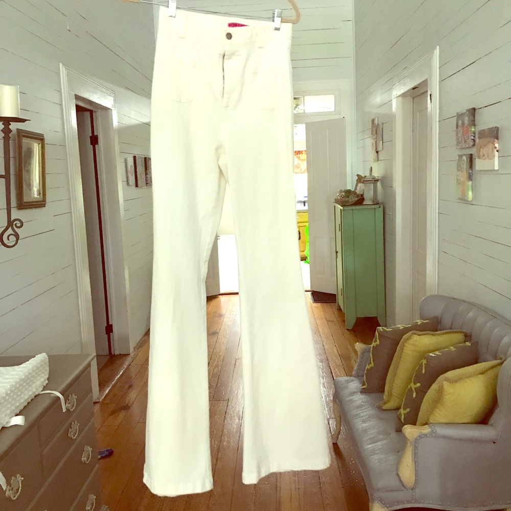 Alice and Olivia White Jeans